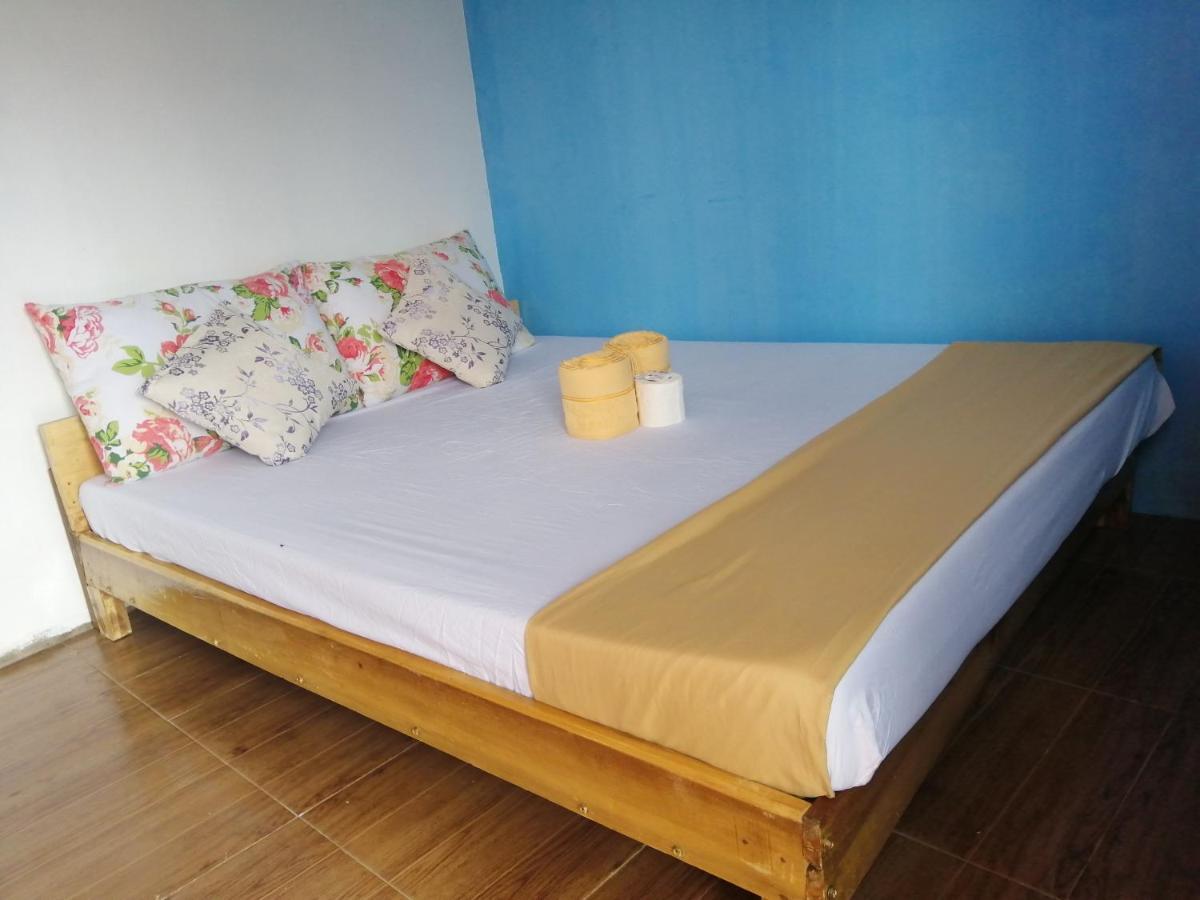 Mil'S Hillside Tourist Inn Сан-Висенте Экстерьер фото