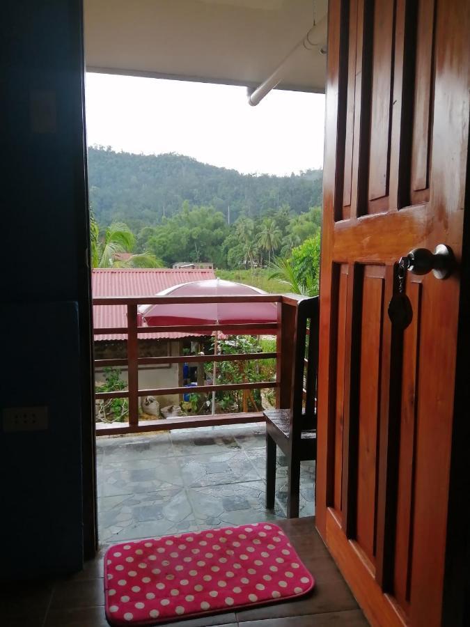 Mil'S Hillside Tourist Inn Сан-Висенте Экстерьер фото